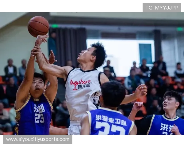 余坤带伤绝杀:腿缠绷带闪电抢断,潜江关键球先生赛后访谈 余坤带伤绝杀:腿缠绷带闪电抢断,潜江关键球先生赛后访谈